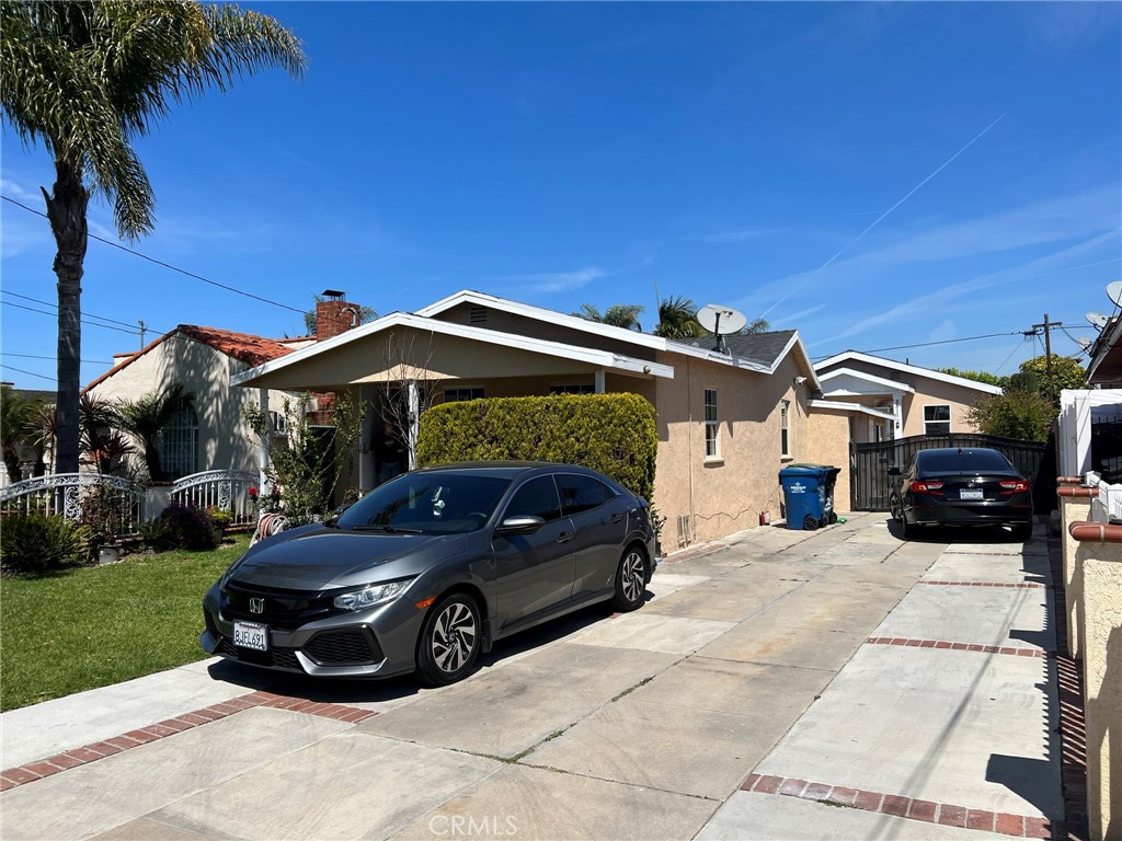 A property available for rent at 3511 W 111th Street, Inglewood, CA 90303.
