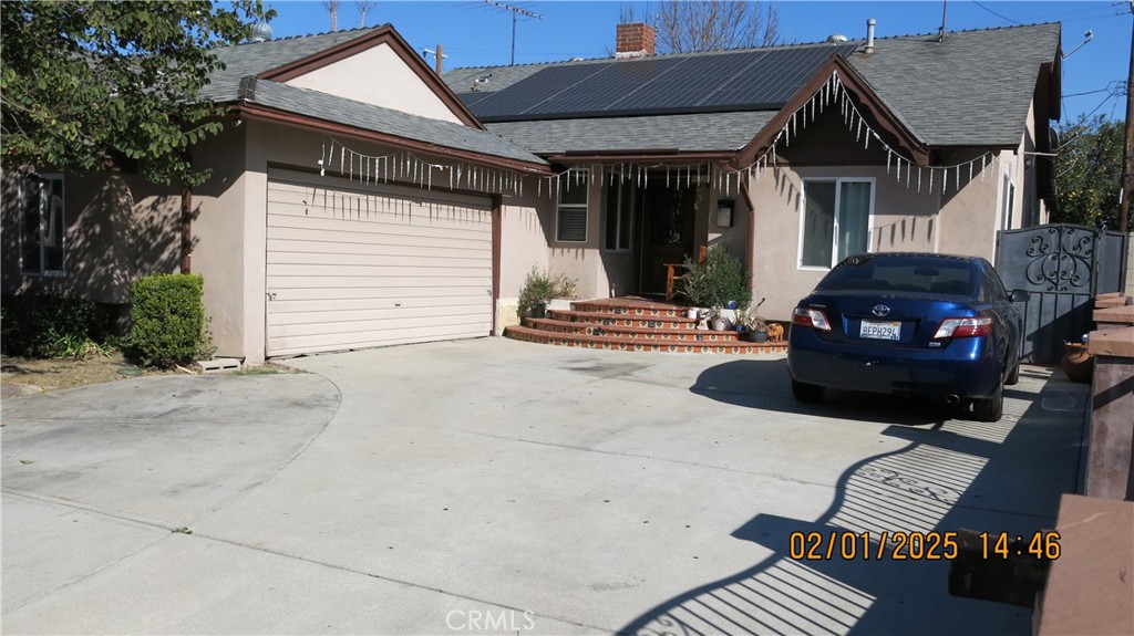 A property available for sale at 8538 Etiwanda Avenue W, Northridge, CA 91325.