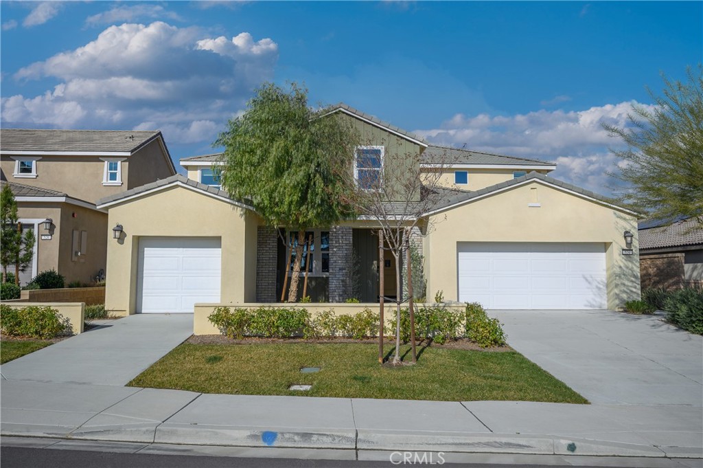 A property available for sale at 534 Finch Drive, Rialto, CA 92377.