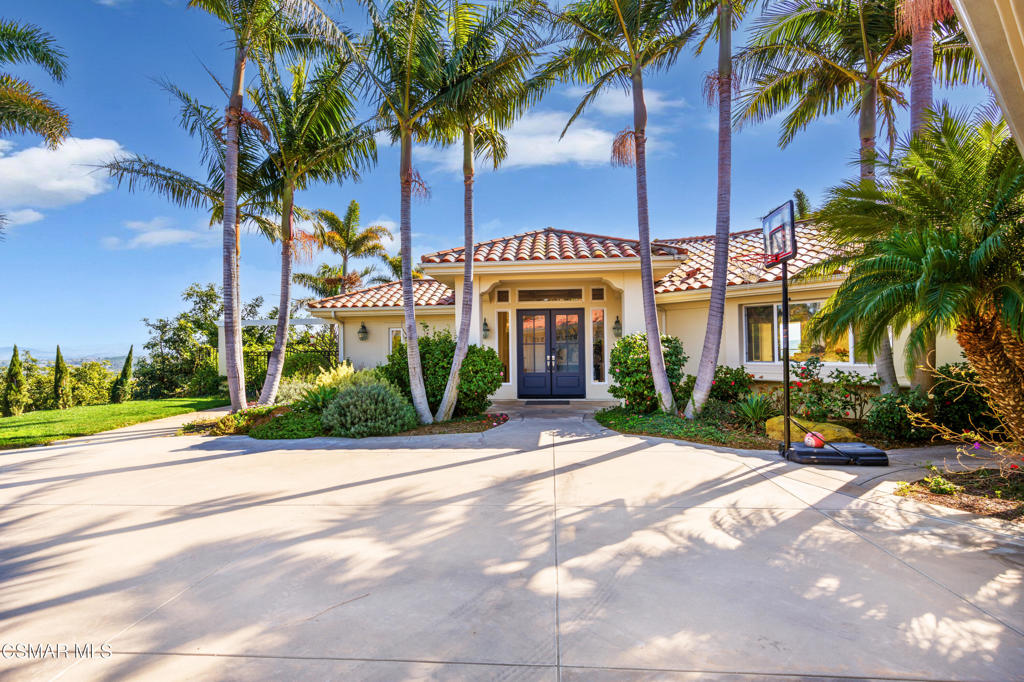A property available for sale at 9037 Vista Anacapa Road, Moorpark, CA 93021.