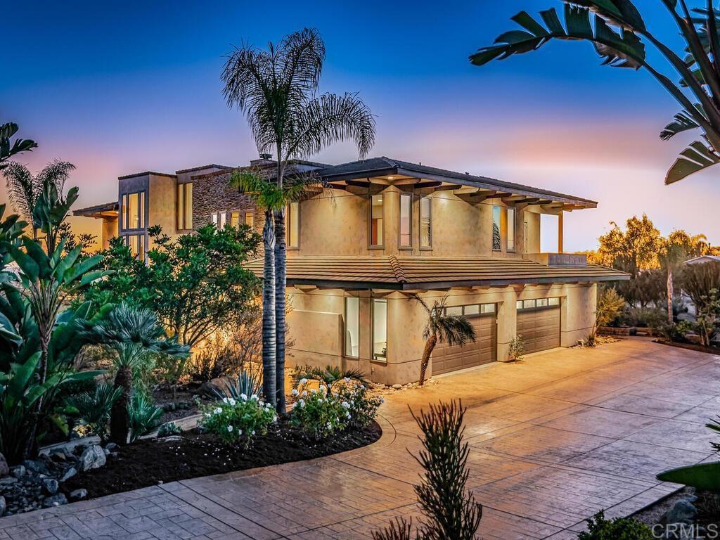A property available for sale at 2362 Edgehill Road, Vista, CA 92084.