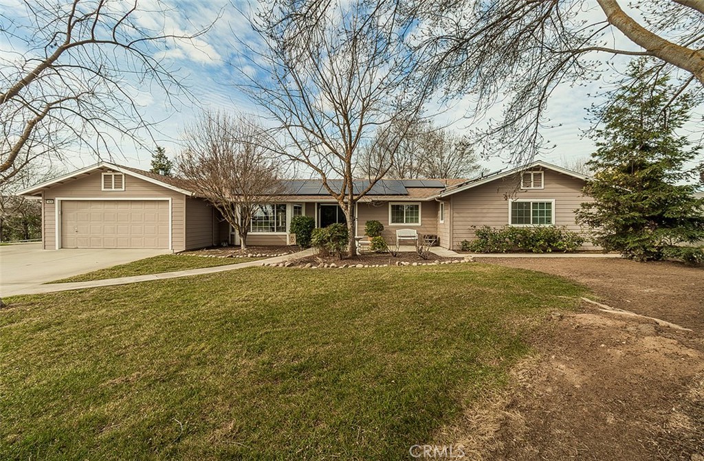 A property available for sale at 16526 Paula Road, Madera, CA 93636.