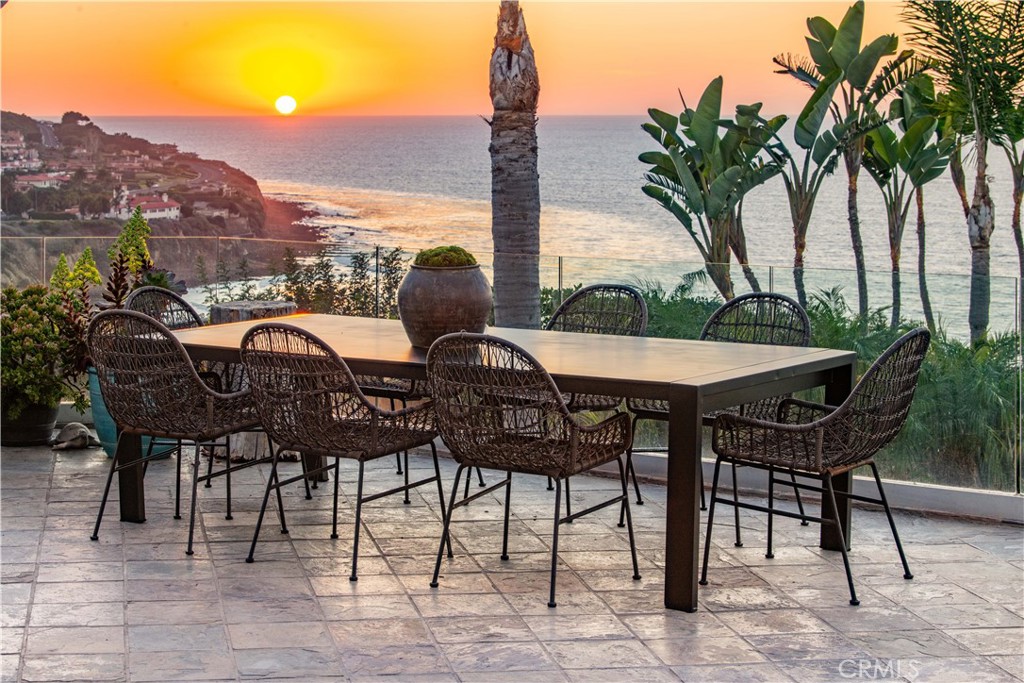 A property available for sale at 631 Paseo De La Playa, Redondo Beach, CA 90277.
