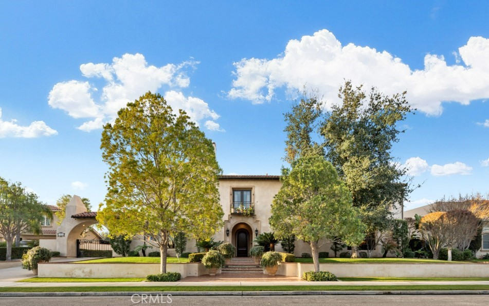 A property available for sale at 10209 Keswick Drive, Bakersfield, CA 93311.
