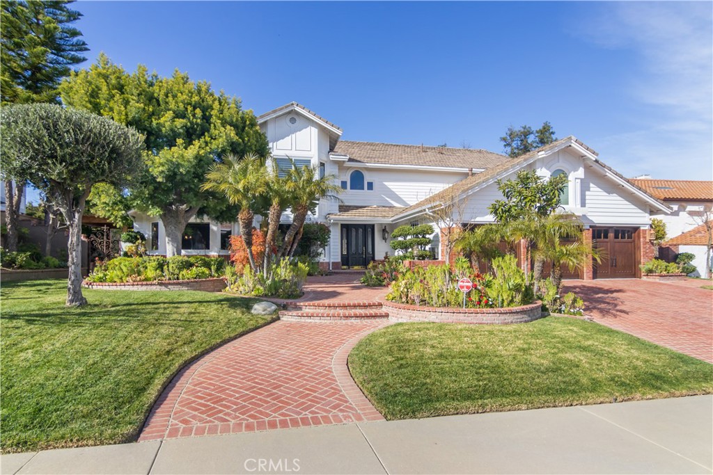 A property available for sale at 29515 Weeping Willow Drive, Agoura Hills, CA 91301.