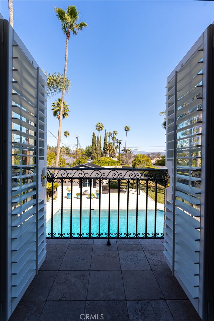 A property available for sale at 5748 Hillview Park Avenue, Valley Glen, CA 91401.