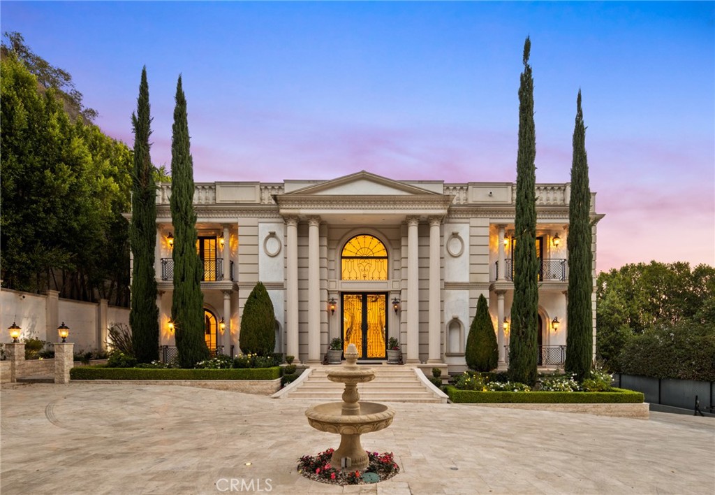 A property available for sale at 1714 Stone Canyon Road, Los Angeles, CA 90077.