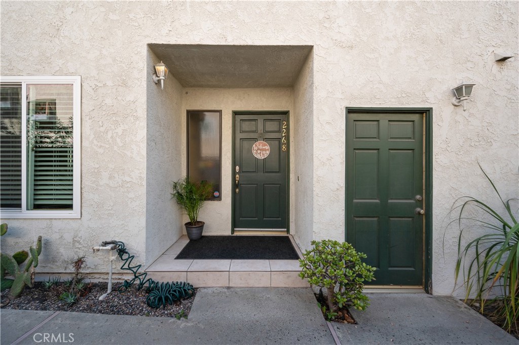 A property available for sale at 2268 Rose Avenue 3, Signal Hill, CA 90755.