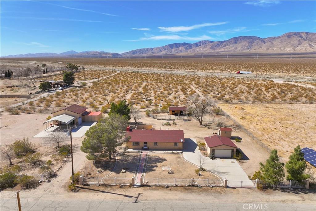 A property available for sale at 21411 Lutie Avenue, Mojave, CA 93501.