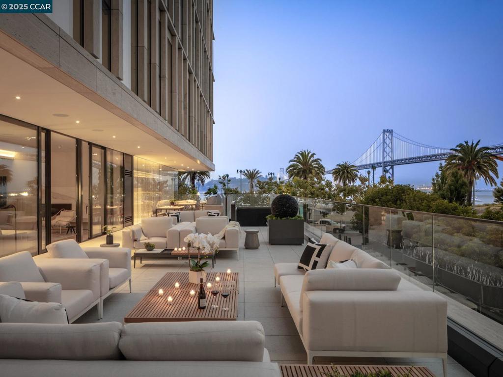 A property available for sale at 1 Steuart Ln 1103, San Francisco, CA 94105.