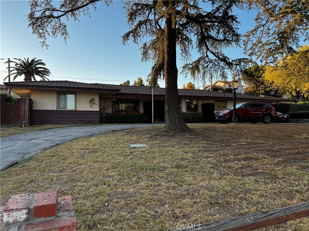 A property available for sale at 319 Tocino Drive, Duarte, CA 91010.