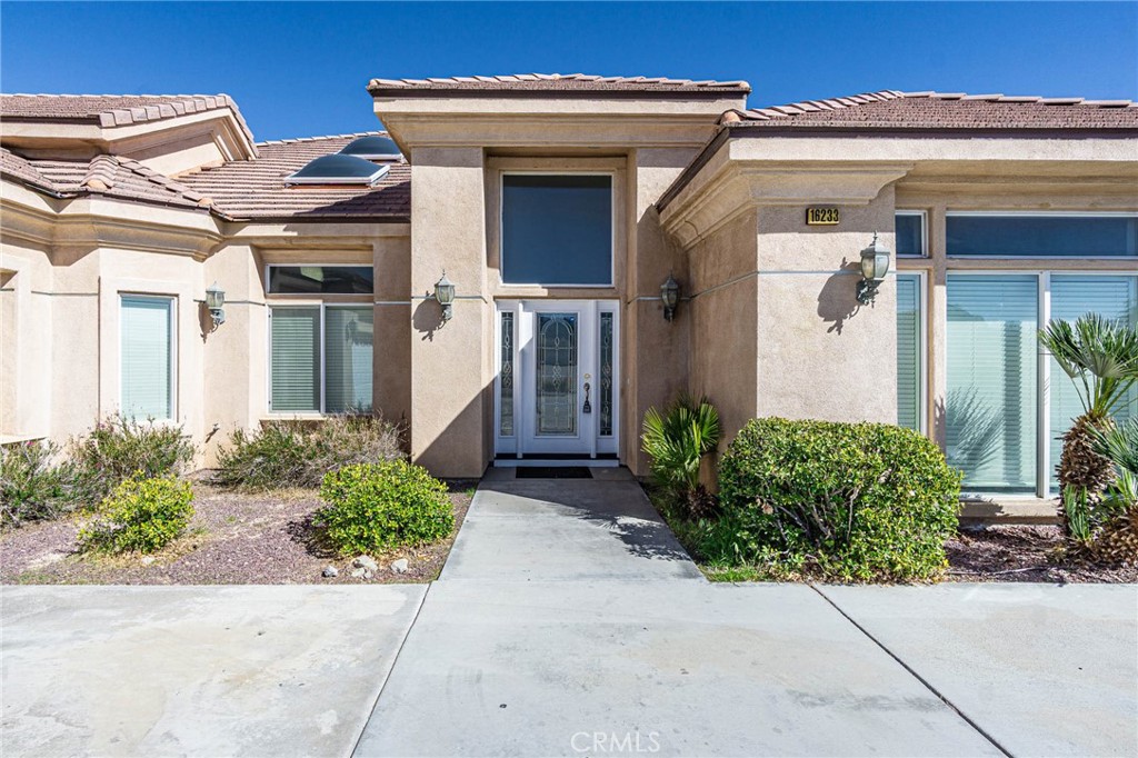 A property available for sale at 16233 Ridge View Drive, Apple Valley, CA 92307.