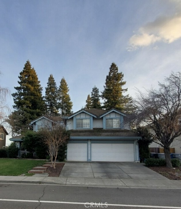 A property available for sale at 1640 Pembroke Way, Dixon, CA 95620.