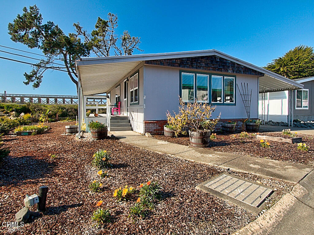 A property available for sale at 1184 N Main Street 1, Fort Bragg, CA 95437.