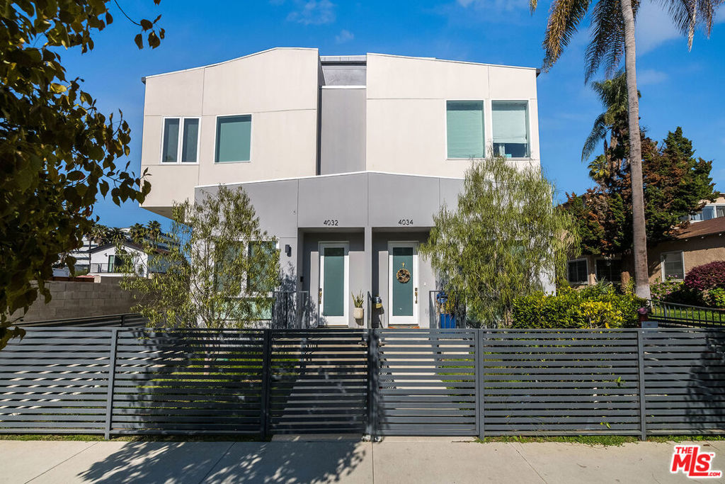 A property available for sale at 4036 La Salle Avenue, Culver City, CA 90232.