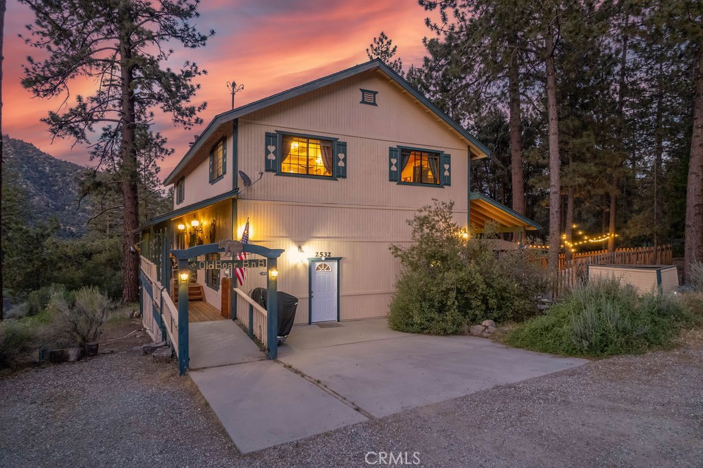 A property available for sale at 2532 Brentwood Place, Pine Mountain Club, CA 93222.