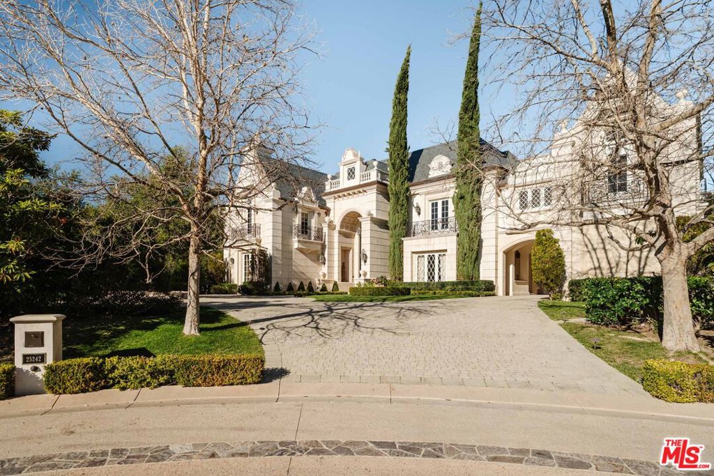 A property available for sale at 25242 Prado Del Misterio, Calabasas, CA 91302.