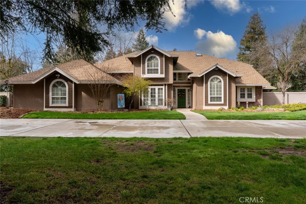 A property available for sale at 3265 Willow Run Drive, Merced, CA 95340.