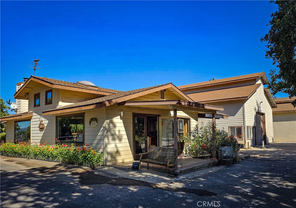 A property available for sale at 2023 Twelve Oaks Drive, Paso Robles, CA 93446.