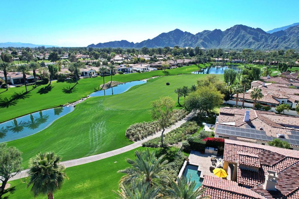 A property available for sale at 76375 Via Chianti, Indian Wells, CA 92210.