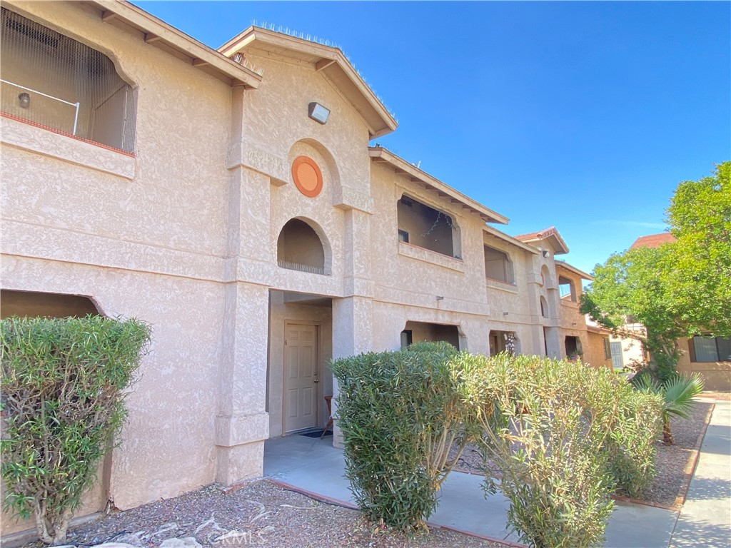 A property available for rent at 1620 W Euclid Avenue D-14, El Centro, CA 92243.
