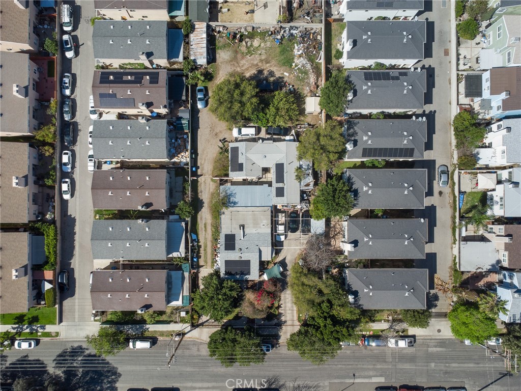 A property available for sale at 9237 Cedros Avenue, Panorama City, CA 91402.