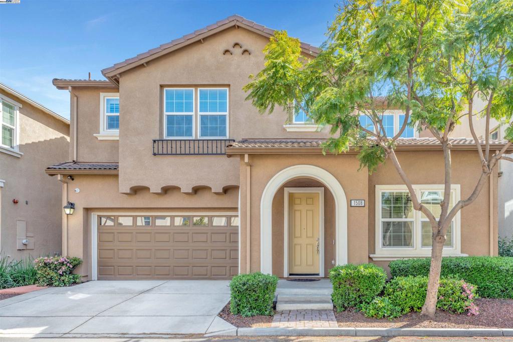 A property available for sale at 1508 Hayden St, Hayward, CA 94545.