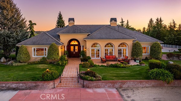 A property available for sale at 5315 El Pomar Drive, Templeton, CA 93465.