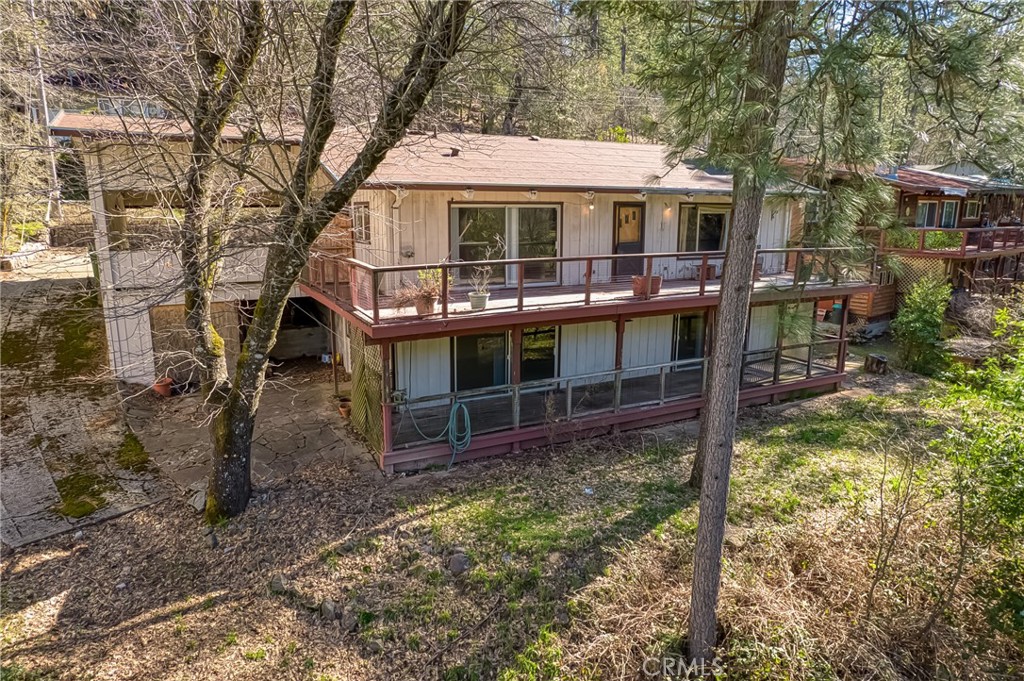 A property available for sale at 16345 Tee Road, Cobb, CA 95426.