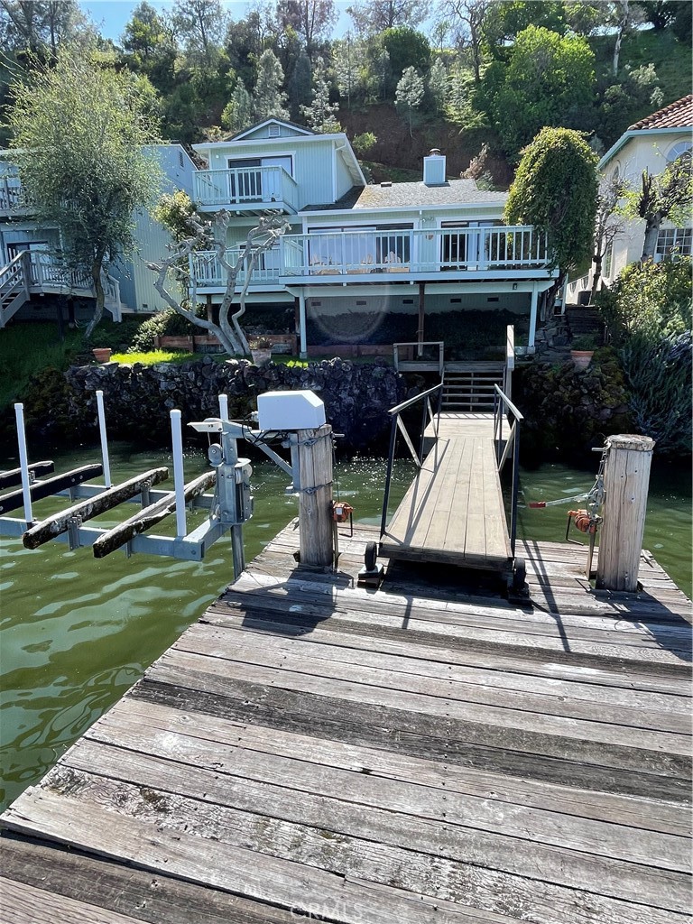 A property available for sale at 9511 Windflower Pt, Clearlake, CA 95422.