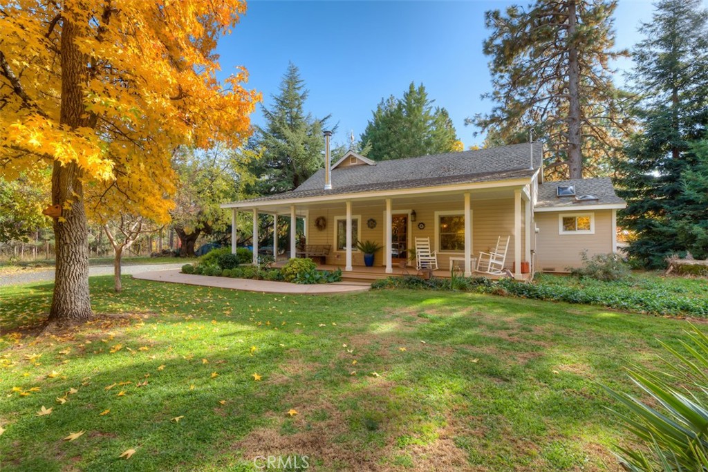 A property available for sale at 13730 Nimshew Road, Magalia, CA 95954.