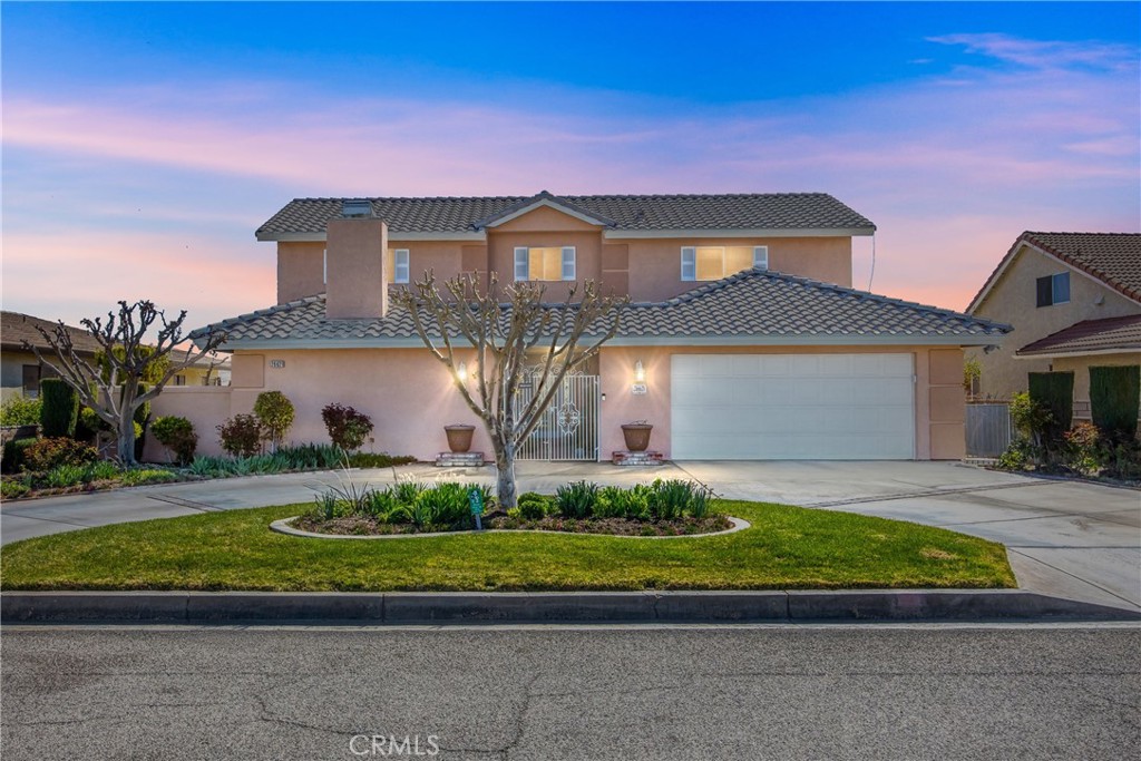 A property available for sale at 26621 Mariner Lane, Helendale, CA 92342.
