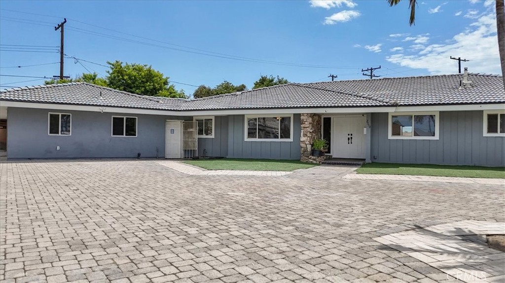 A property available for sale at 2550 W Rowland Avenue, Anaheim, CA 92804.