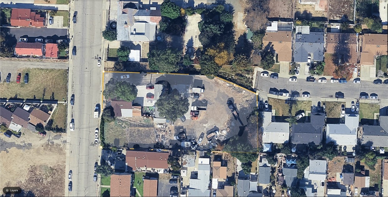 A property available for sale at 1390 S Palomares Street, Pomona, CA 91766.