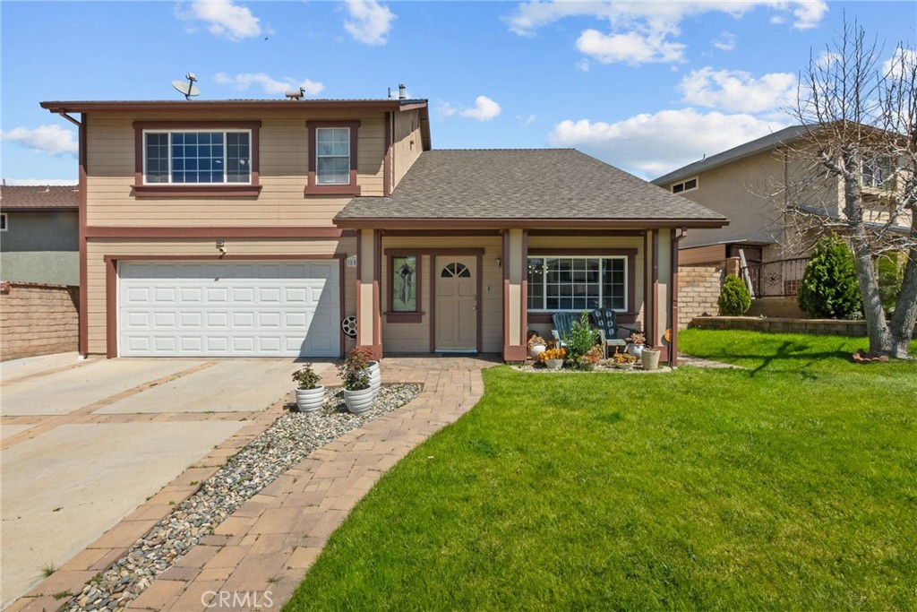 A property available for sale at 8511 Tujunga Valley Street, Sunland, CA 91040.