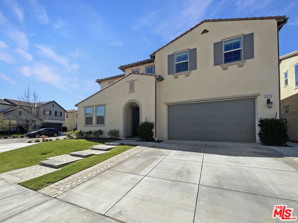 A property available for sale at 28755 Moonlight Lane, Santa Clarita, CA 91350.