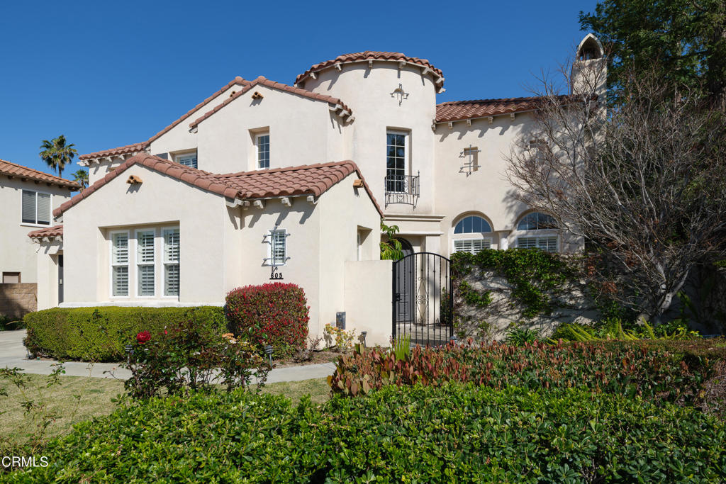 A property available for sale at 605 Coate Court, Altadena, CA 91001.