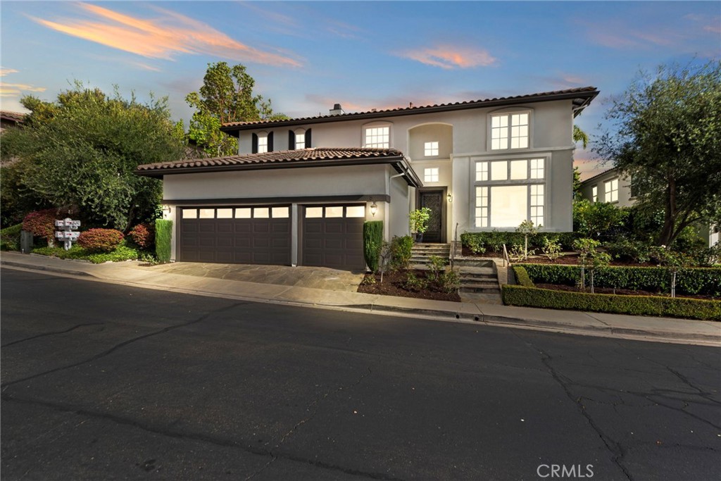 A property available for sale at 5 Golf Ridge Drive, Rancho Santa Margarita, CA 92679.