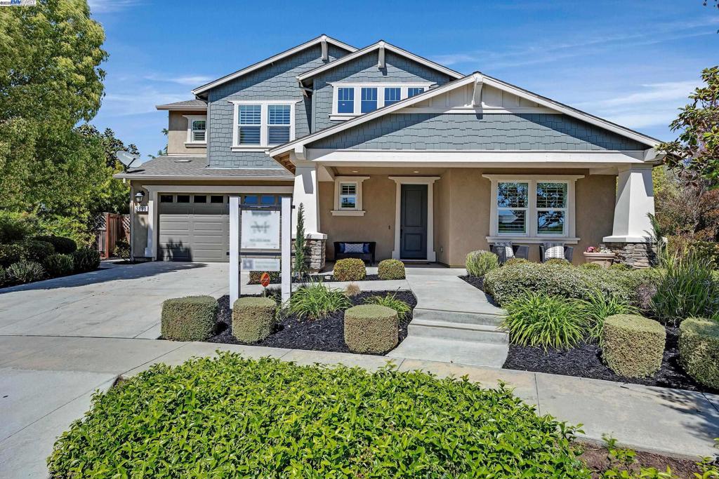 A property available for sale at 3838 Santa Fe Lane, Tracy, CA 95377-8390.