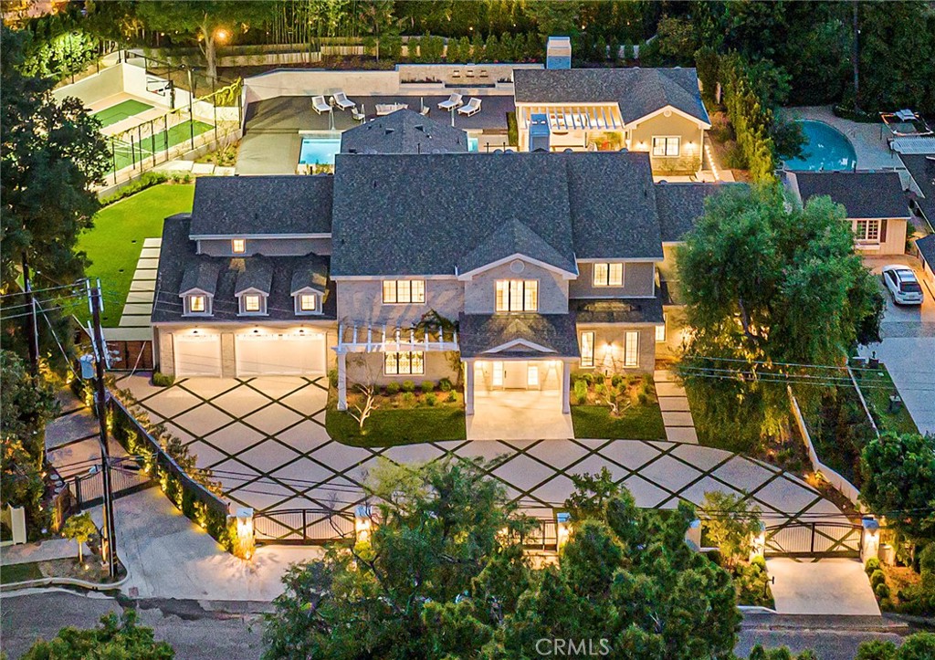A property available for sale at 4509 Noeline Avenue, Encino, CA 91436.