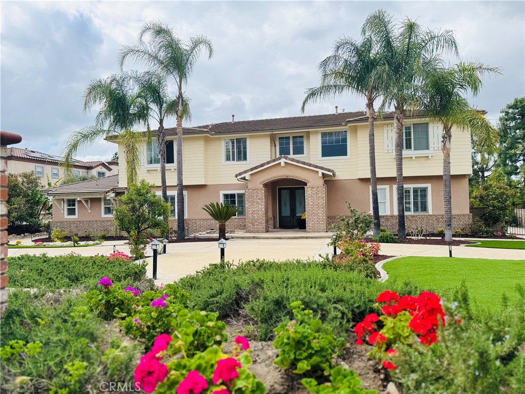A property available for sale at 972 Olympic Court, Claremont, CA 91711.