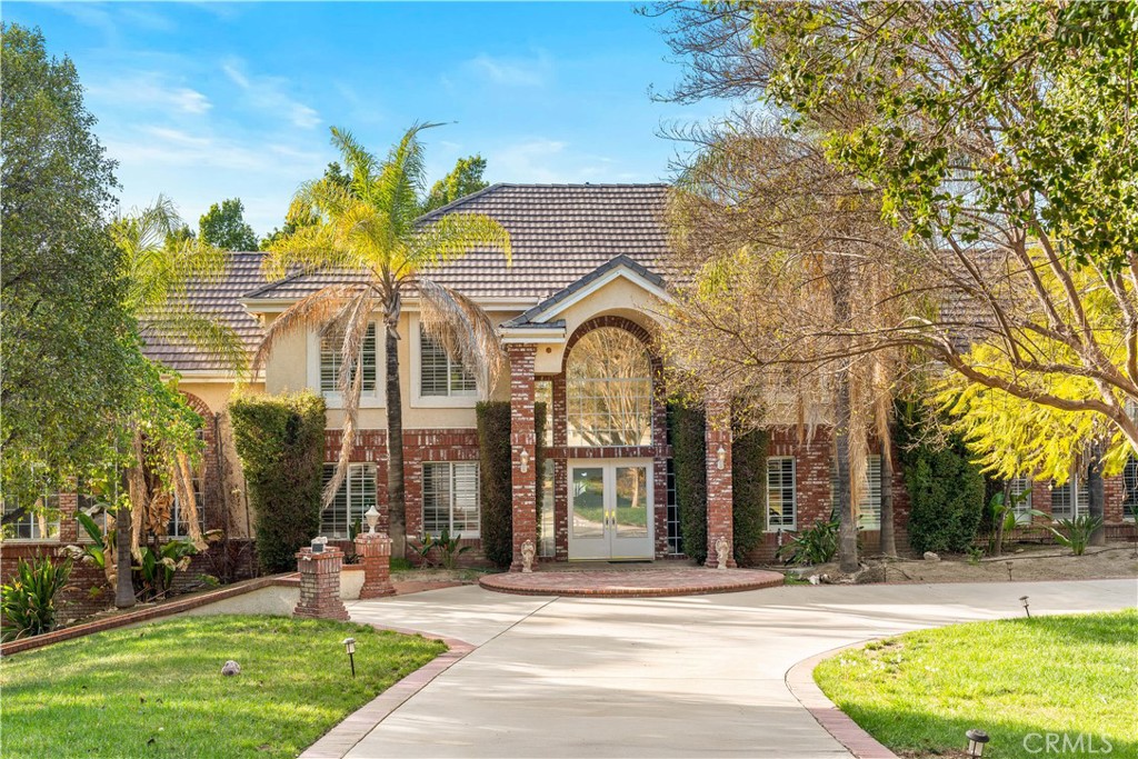 A property available for sale at 20455 Somma Drive, Perris, CA 92570.