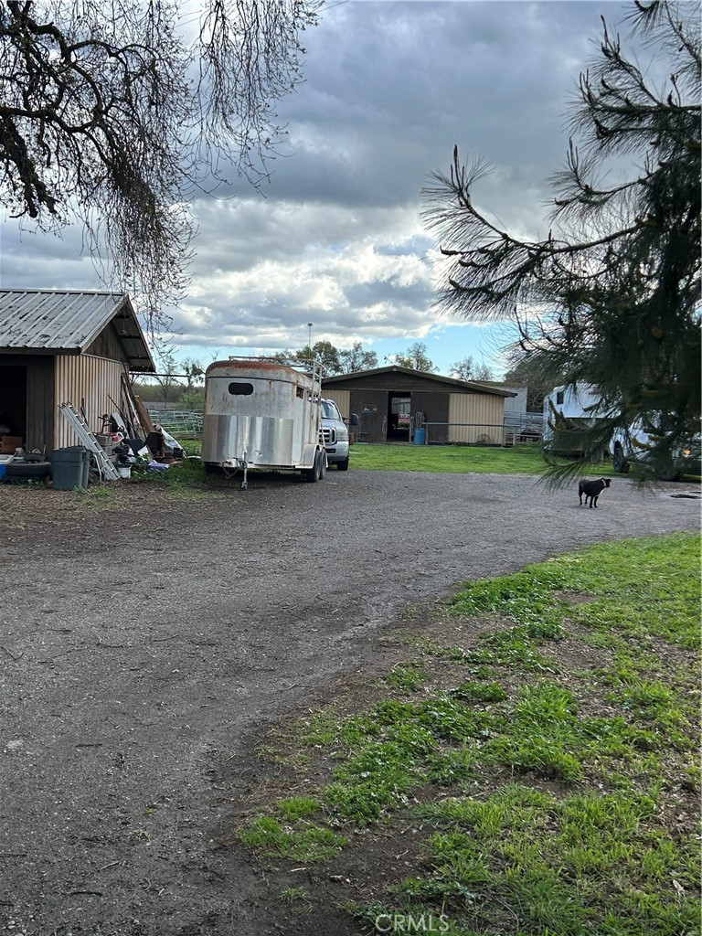 A property available for sale at 19605 Turner Avenue, Hilmar, CA 95324.