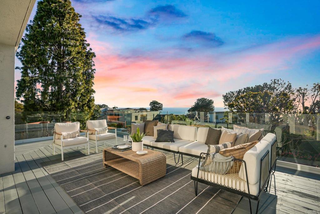 A property available for sale at 13789 Pine Needles Dr, Del Mar, CA 92014.