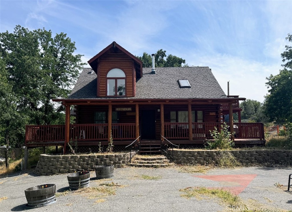 A property available for sale at 58011 Road 601, Ahwahnee, CA 93601.