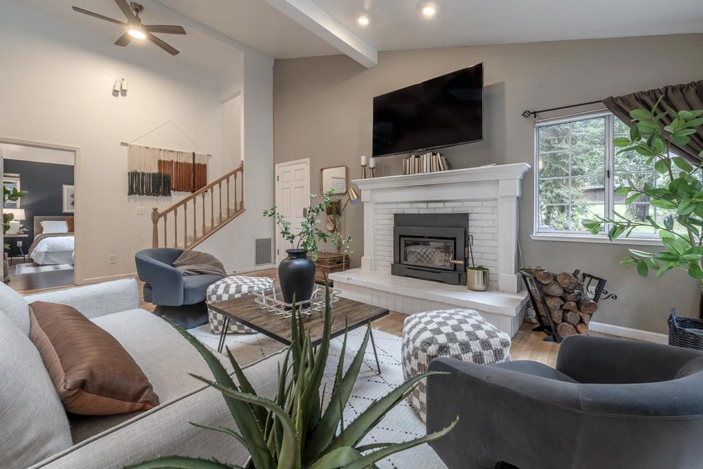 A property available for sale at 105 William Way, Felton, CA 95018.
