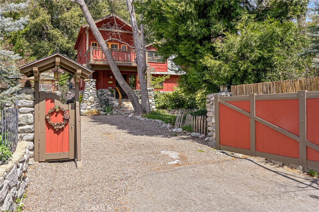 A property available for sale at 29 Bear Drive, Mt Baldy, CA 91759.