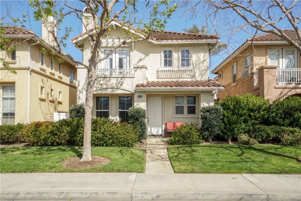 A property available for sale at 340 Ponoma Street, Port Hueneme, CA 93041.
