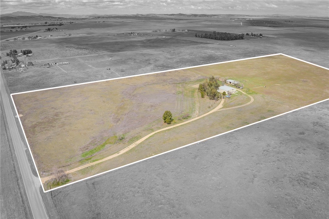 A property available for sale at 8888 Carrisa Highway, Santa Margarita, CA 93453.