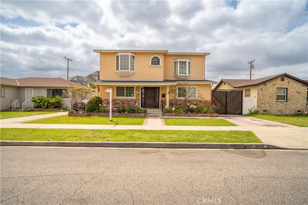 A property available for sale at 5949 Faculty Avenue, Lakewood, CA 90712.